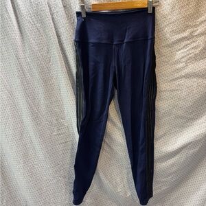Beyond Yoga Navy Blue High-Waisted Leggings